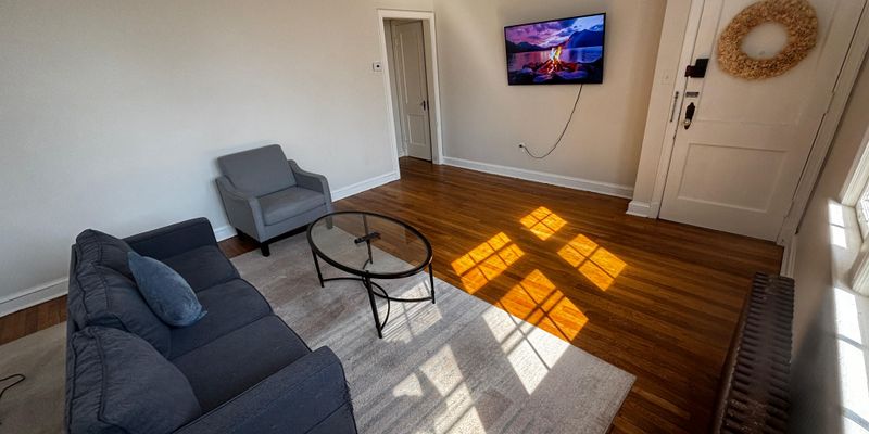 Washington Apartment: 4348 Southern Ave SE