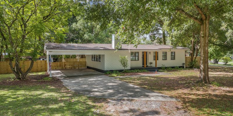 High Springs House: 23971 NW 189th Ave