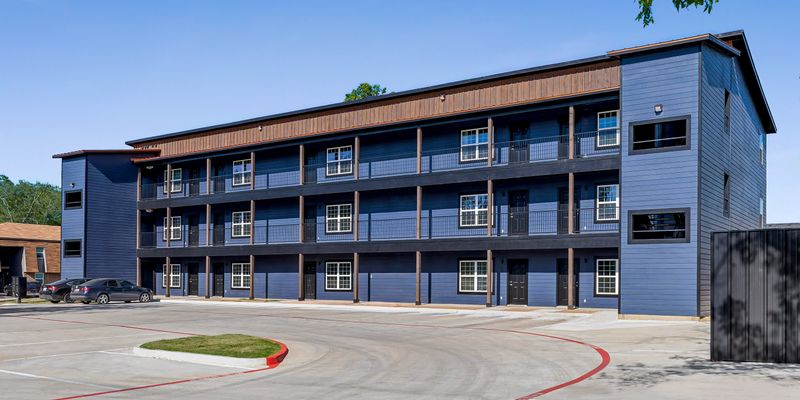 Stephenville Apartment: 2290 W Tarleton St