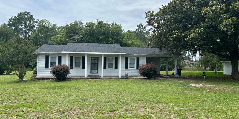 Quitman House: 8085 Greenville Hwy