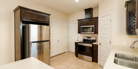 2710 E Garfield Dr #3, Alton-7.jpg