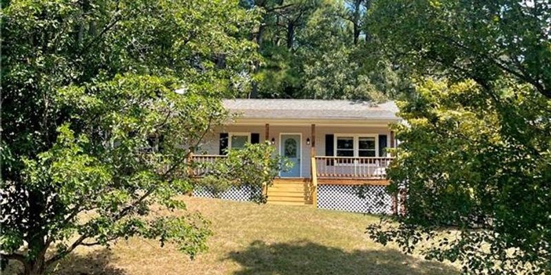 Mechanicsville House: 7032 Claybird Ln