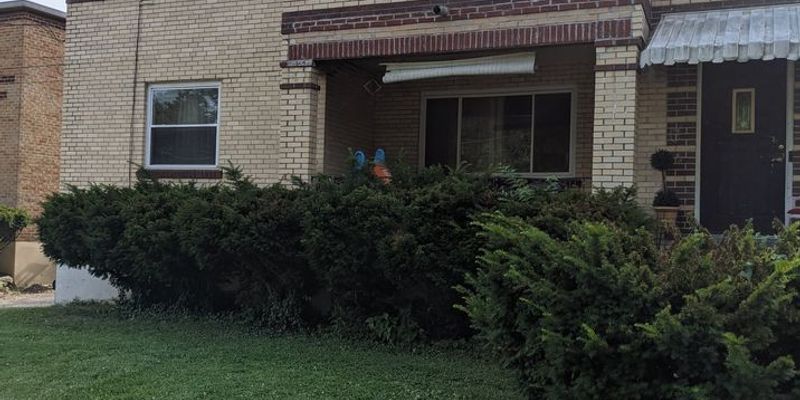 Cincinnati Apartment: 7713 Greenland Place