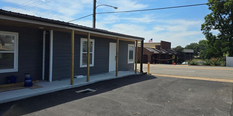 Mountain Home Apartment: 411 S Main St