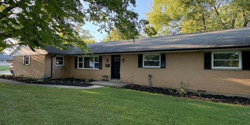 Bellbrook House: 2026 Bonniedale Dr