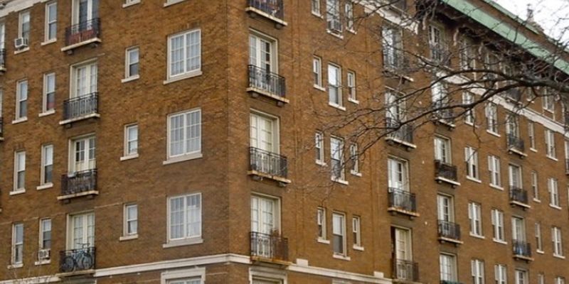 Fort Wayne Apartment: 2301 Fairfield Ave