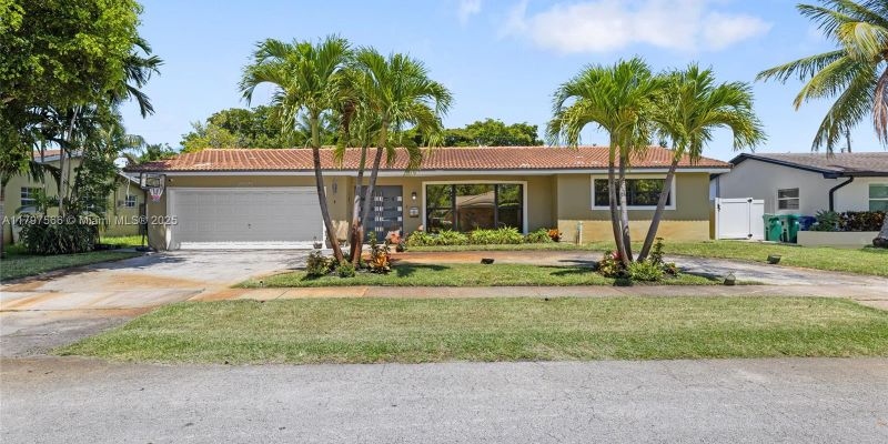 Miami House: 20375 NE 22nd Pl