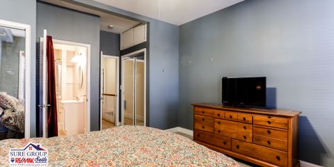 814 S. Clinton St-27.jpg