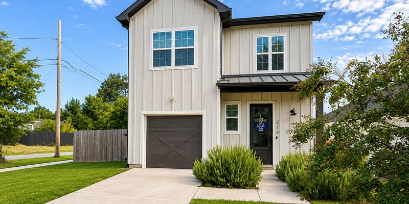 Greenville House: 2218 Polk St