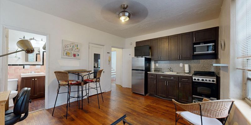 Miami Beach Apartment: 751 Euclid Ave