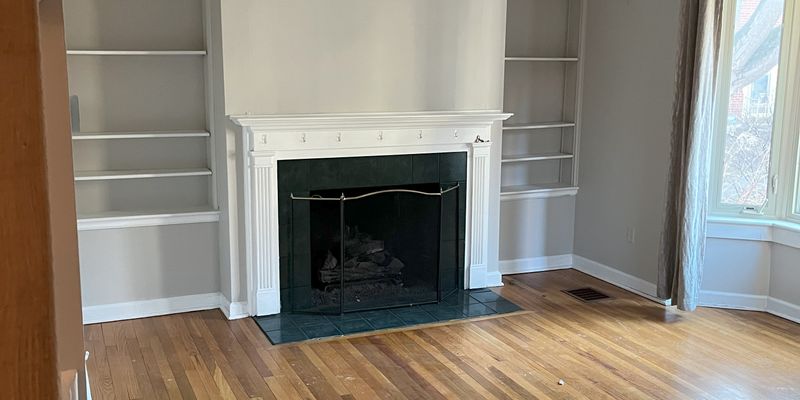 Columbus House: 1738 E Broad St