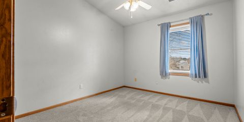 11-133 937 23rd Ave.jpg