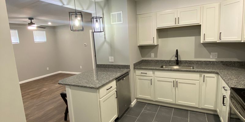 Columbus Apartment: 1235 Summit St
