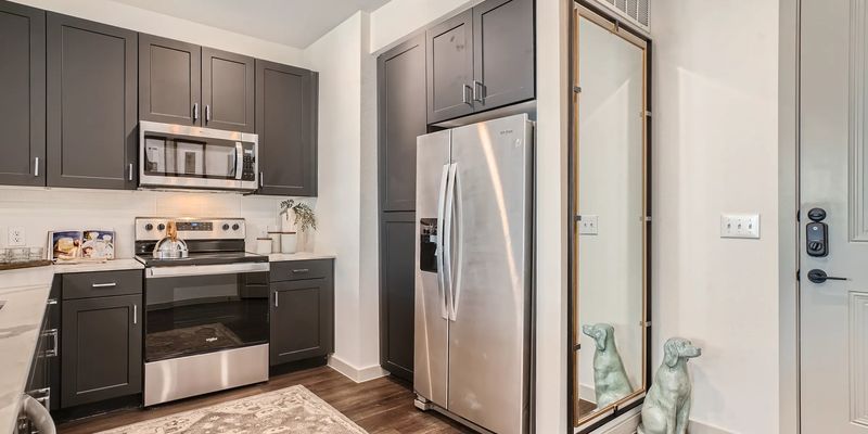 Houston Apartment: 3499 Clinton Dr