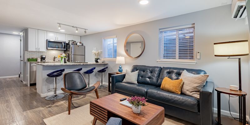 Denver House: 1256 N Washington St