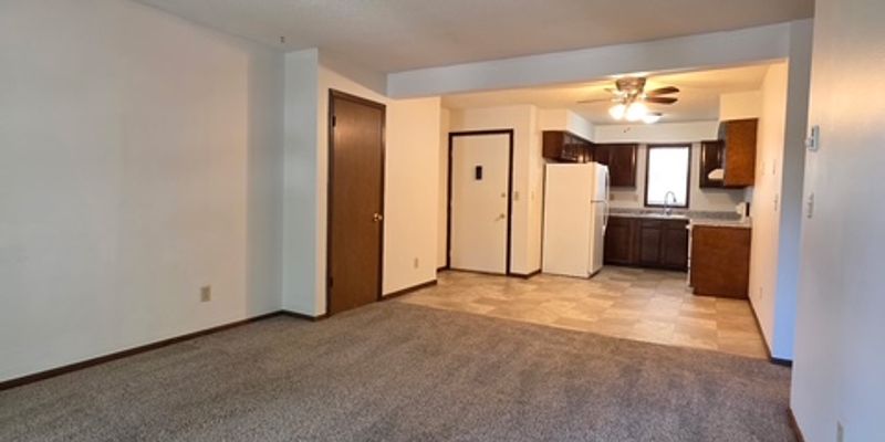 Wahpeton Apartment: 1676 9th St N