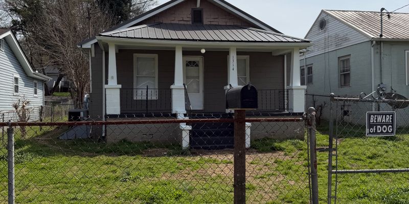 Knoxville House: 1314 Brookside Avenue