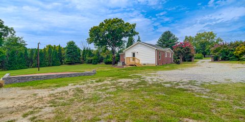 8603 Haw River Rd-30.jpg