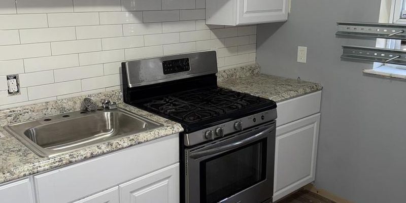 Baltimore House: 152X Argyle Ave