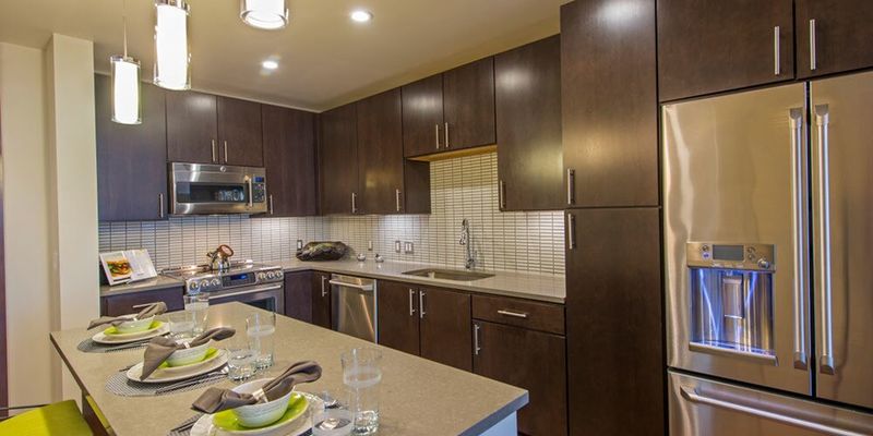 Houston Apartment: 1942 Prospect St