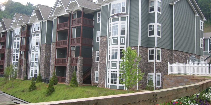 Asheville House: 1000 Olde Eastwood Village Blvd, A-201