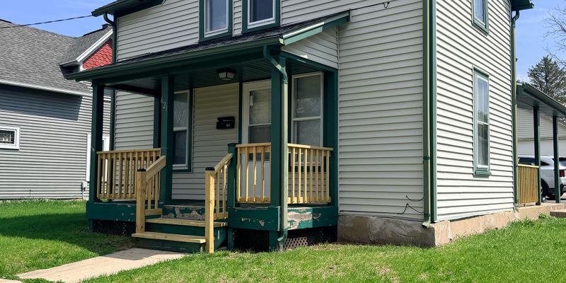 Beloit House: 621 Hackett St