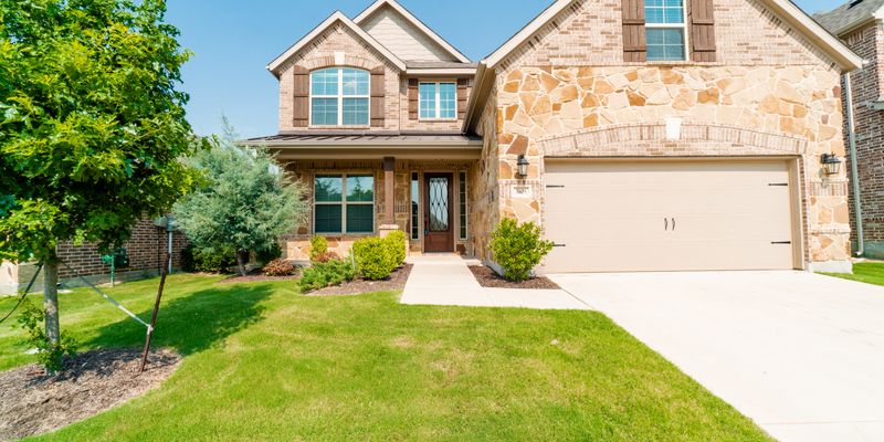 Northlake House: 3905 Cozy Pine Dr