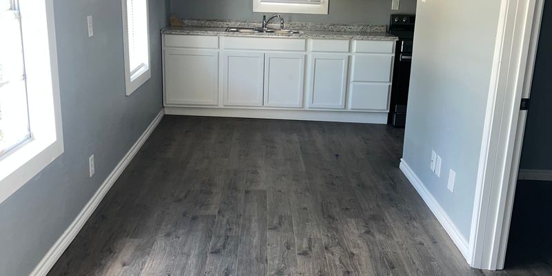 Kingsville Apartment: 509 E Kenedy Ave