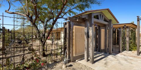 2032 E La Jolla Dr-1.jpg