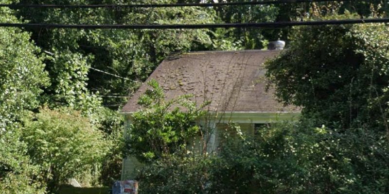 Martinsville House: 1402 Spruce Street