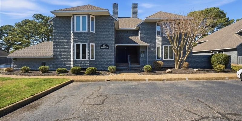 Williamsburg House: Kingmill Resort