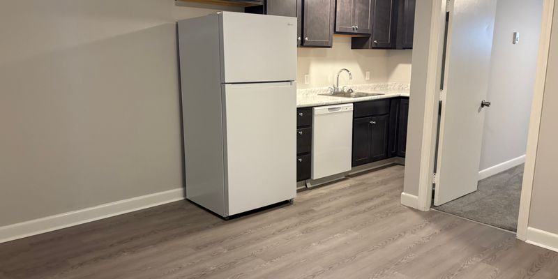 Andover Apartment: 20 Post Office Ave