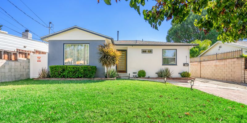 Los Angeles House: 6714 Amigo Avenue