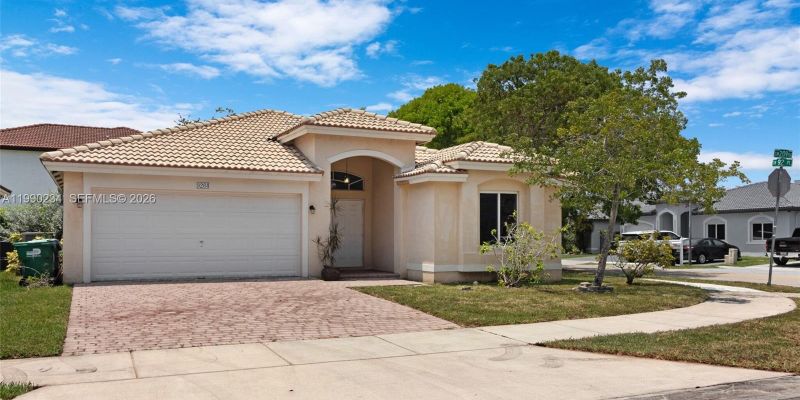 Cutler Bay House: 9264 SW 209th Terrace