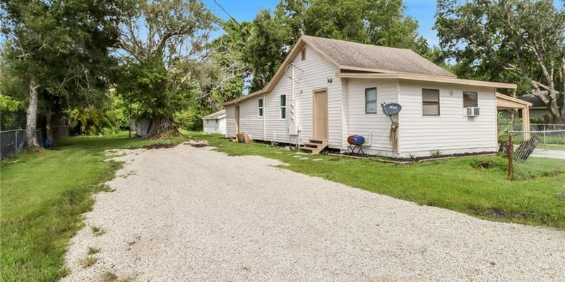 Fort Myers Apartment: 1270 Allen St