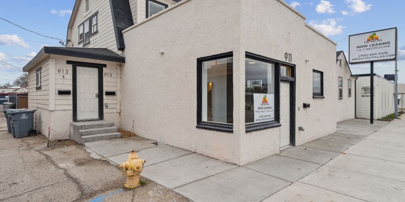 Nampa House: 911 2nd St S