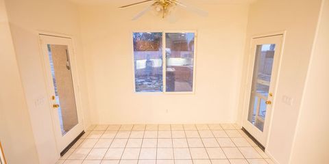 DSC03905-HDR.jpg