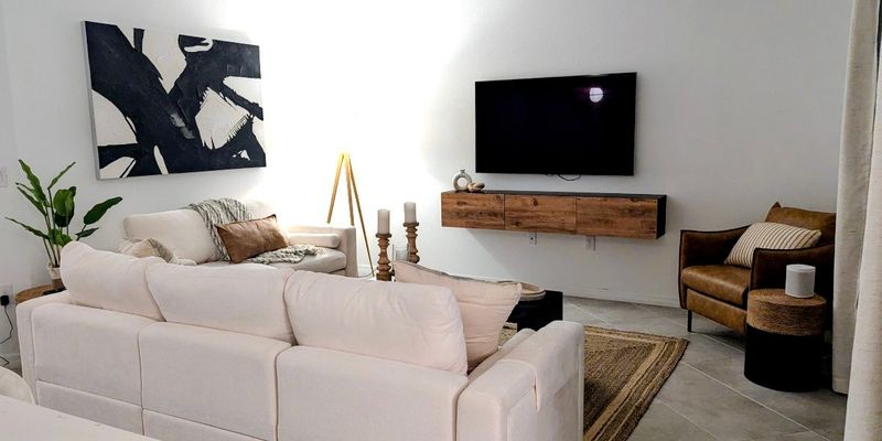 Venice House: 12390 Wellen Golf St unit 105