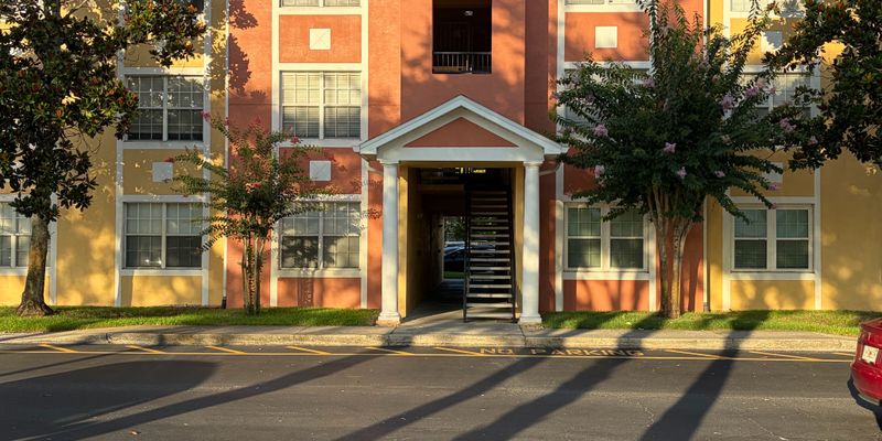 Orlando Apartment: 10855 Windsor Walk Dr