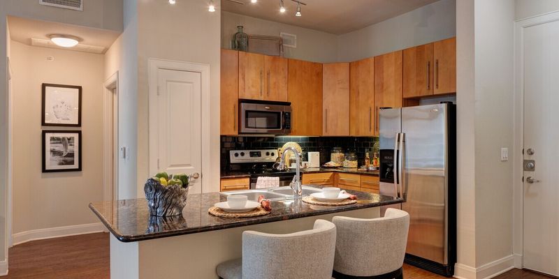 Houston Apartment: 2800 Corder St