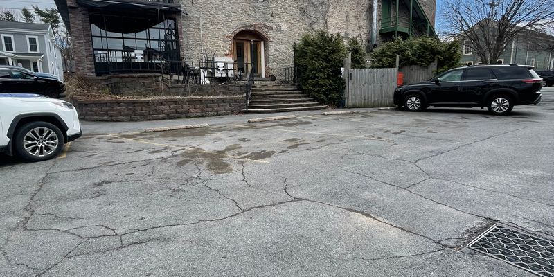 Sackets Harbor Apartment: 202 W Main St
