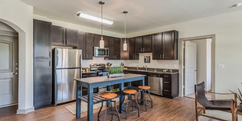 Spring Apartment: 23220 Gosling Rd