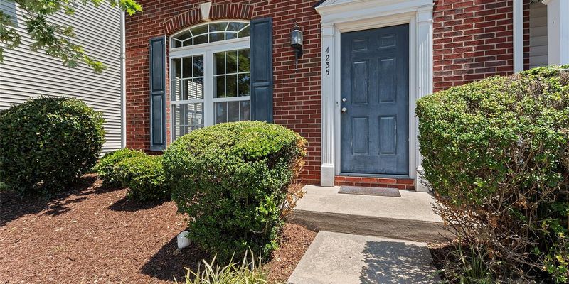 Charlotte House: 4235 Coulter Crossing