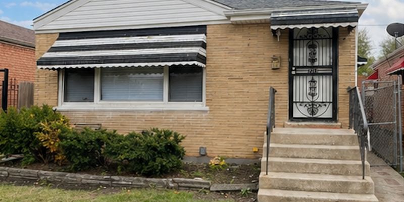 Chicago House: 2321 W 81st Pl