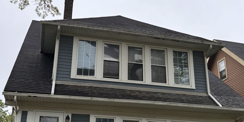 Cleveland Heights Apartment: 1668 Coventry Rd
