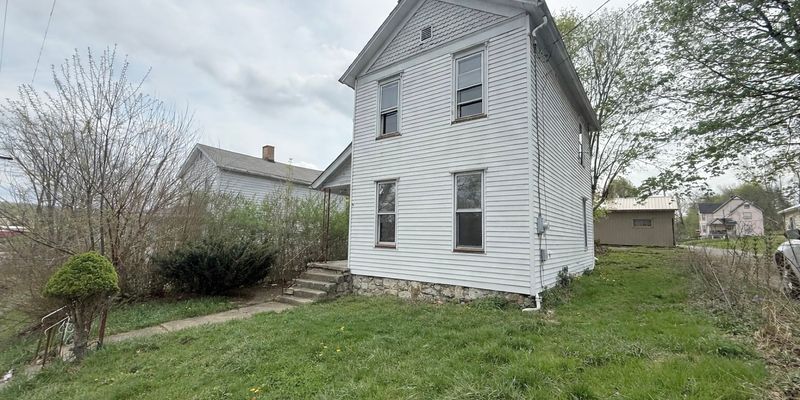 Sharon House: 307 Andrew St