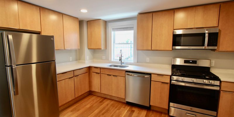 Lynn Apartment: 4 Sheridan St