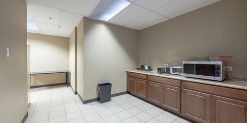 9930 Derby Ln-31.jpg