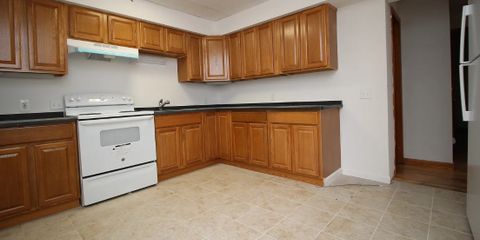 10 Mohawk_Kitchen #10.jpg