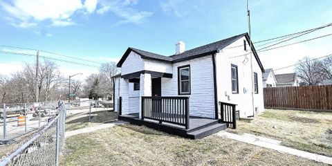 3601 English - Back View.JPG